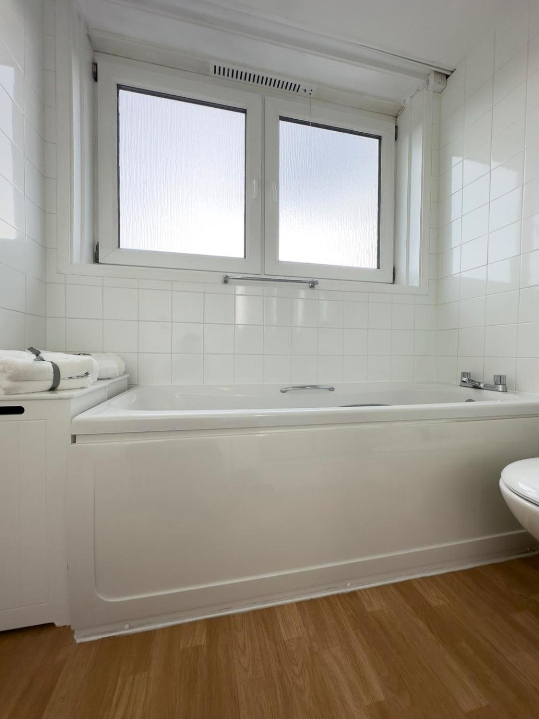 Scandi Style Duplex Sleeps 6 Linlithgow Exterior foto